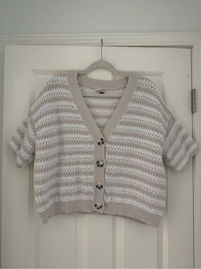 🔥 Universal Thread Neutral Striped Open Knit Cropped Cardigan | L